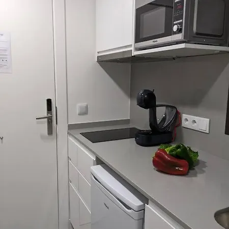 Appartamento Fira 3 A 1min Del Metro Y Centro 15min *